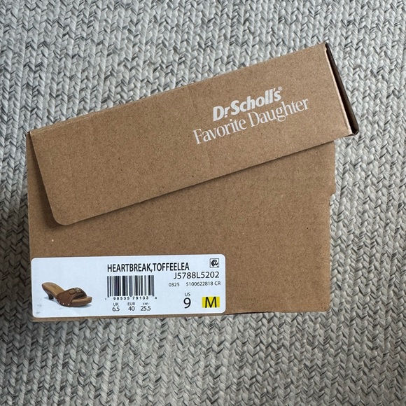 NWT Dr. Scholl's x Favorites Daughter Heartbreak Kitten Toffee Taupe Heel Size 9 - Picture 5 of 5